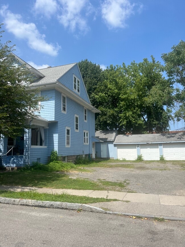 Photo - 6 Hinsdale St Unit 2