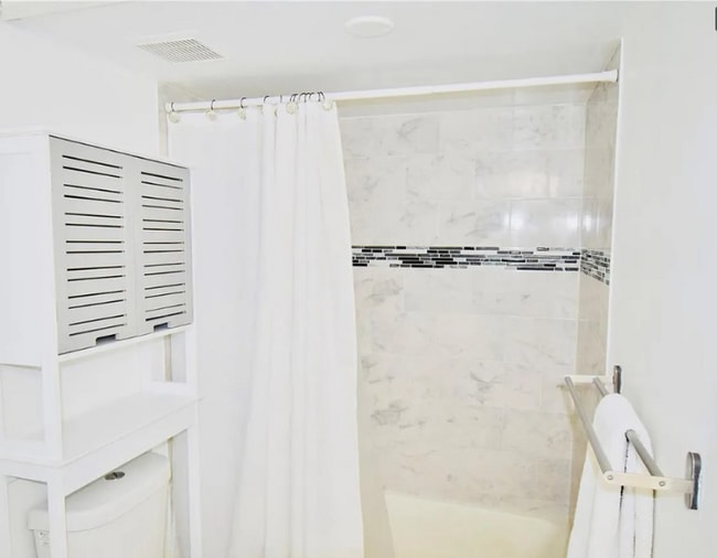 Photo - 2881 N Oakland Forest Dr Unit 111