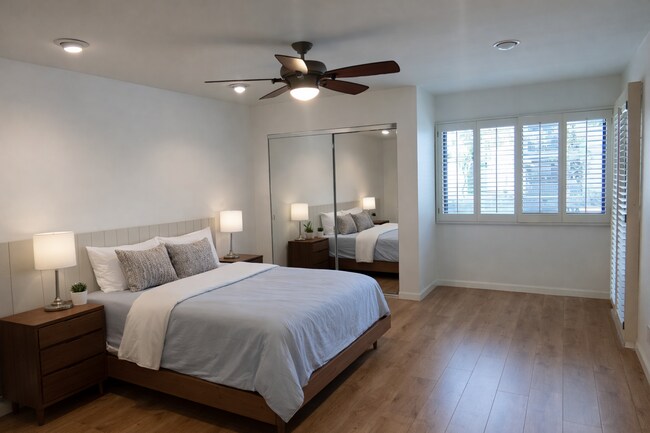 Photo - 5315 Yarmouth Ave Unidad 101