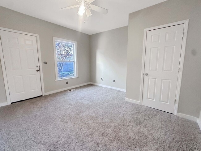 Photo - 309 Seward Ave NW Unit 1