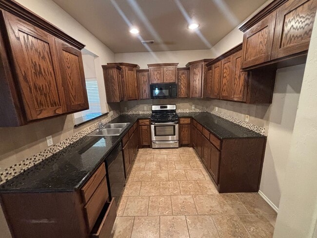 Photo - Wonderful 3 Bed 2 Bath in Choctaw