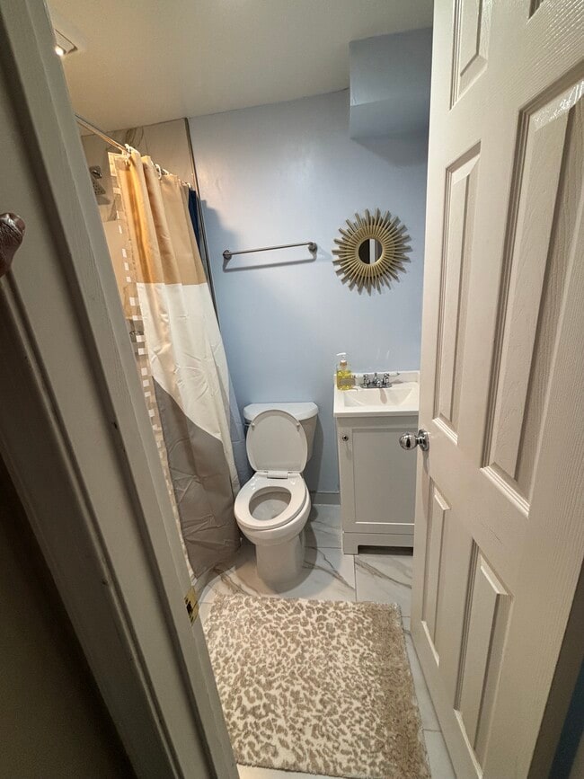 Photo - 2507 Oak Tree Ln