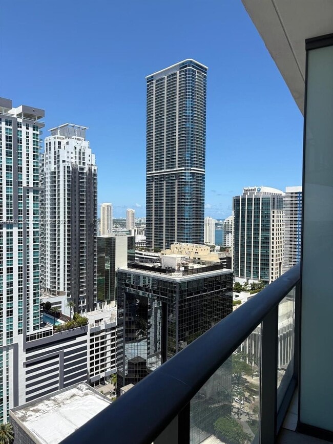Building Photo - 1300 S Miami Ave Unit 2911
