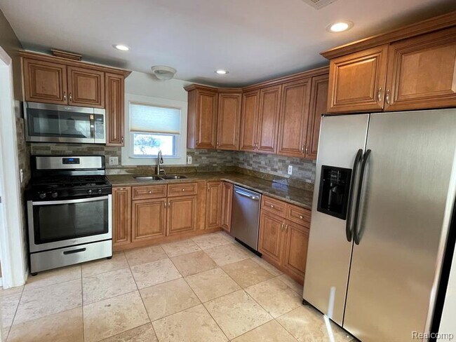 Photo - 1240 Wagner Ave