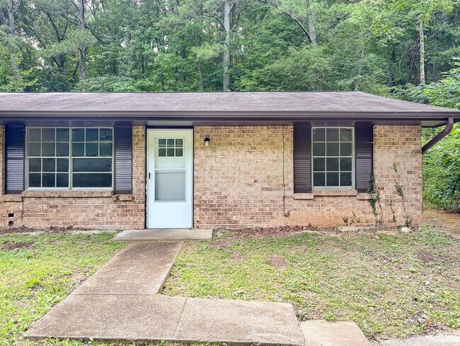 Photo - 3884 Youngstown Rd