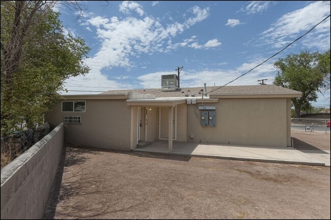 Building Photo - Coming Soon! Rental