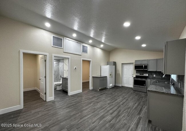Photo - 1153 Carlton Dr
