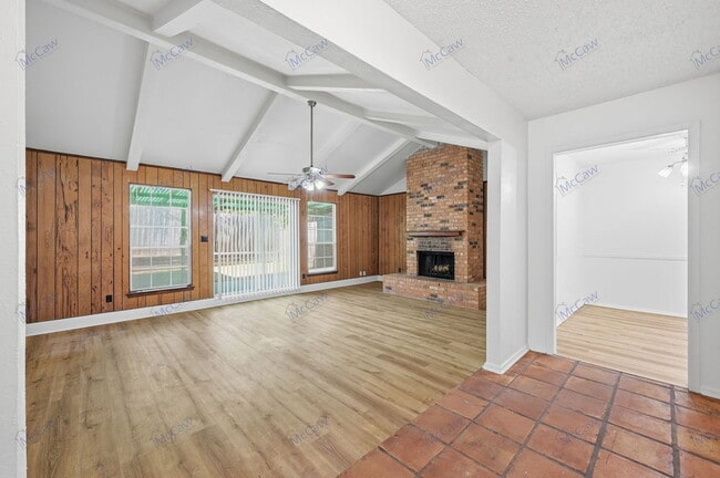 Photo - 4325 Altamesa Blvd