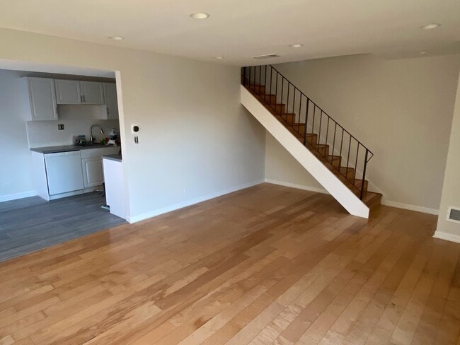 Photo - 1838 Jamestown Cir Unit 1838 Jamestown Cir