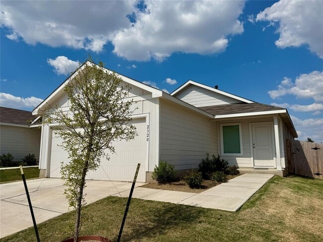 Building Photo - 2320 Willkomen Wy