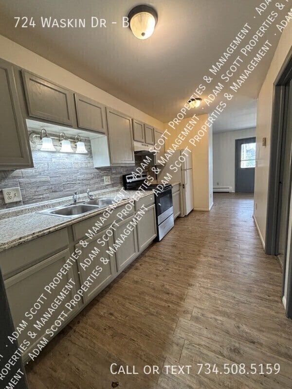 Building Photo - 724 Waskin Dr Unit B