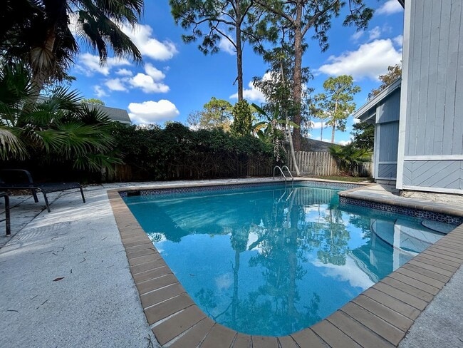 Building Photo - 14626 Horseshoe Trce Rental