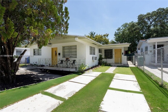 Building Photo - 320 NE 55th Terrace Unit 320