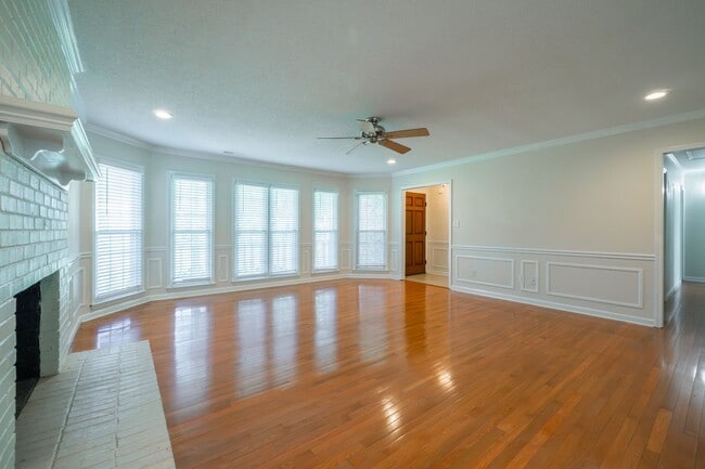 Photo - 5142 Blackberry Ln