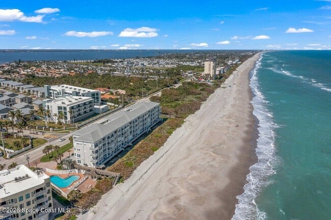 Building Photo - 3037 S Hwy A1A Unit 2c