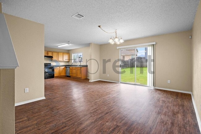 Photo - 1836 Vineridge Ln