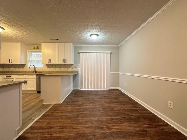 Photo - 3243 River Oak Pl