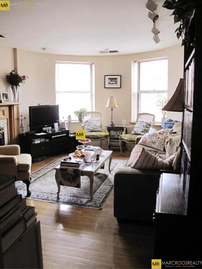 Photo - 102 Gainsborough St Condo Unit #1