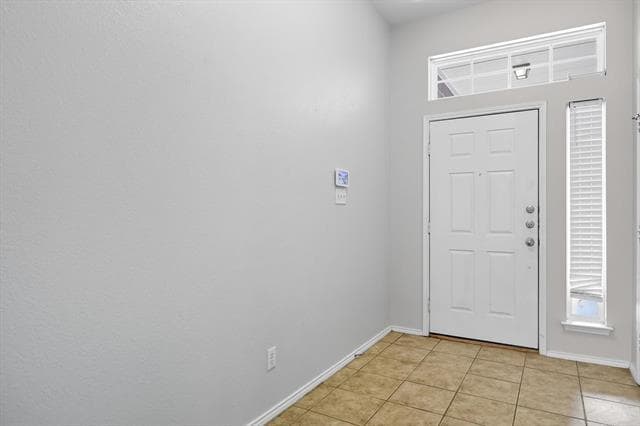 Photo - 512 Crescent Creek Ln