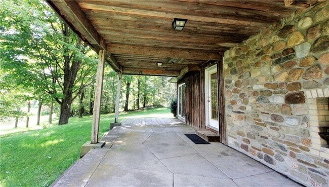 Photo - 7138 Kellogg Hill Rd