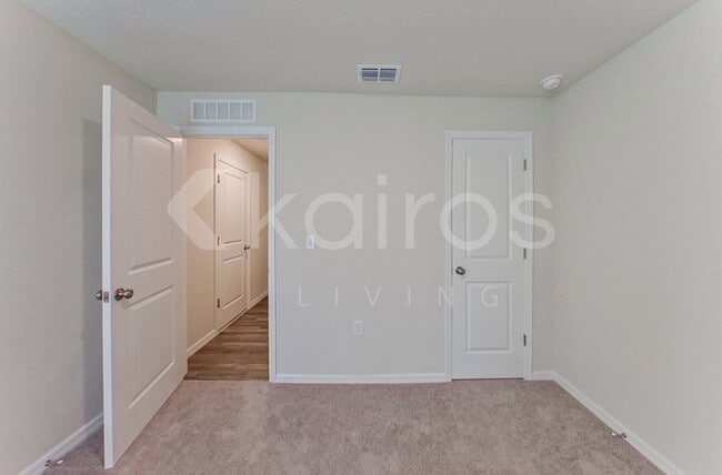 Photo - 1244 W Hanover Ln