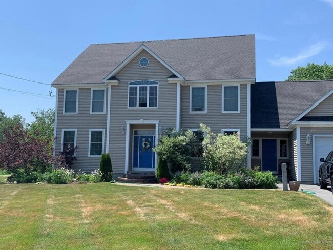 Photo - 21 Longmeadow Dr