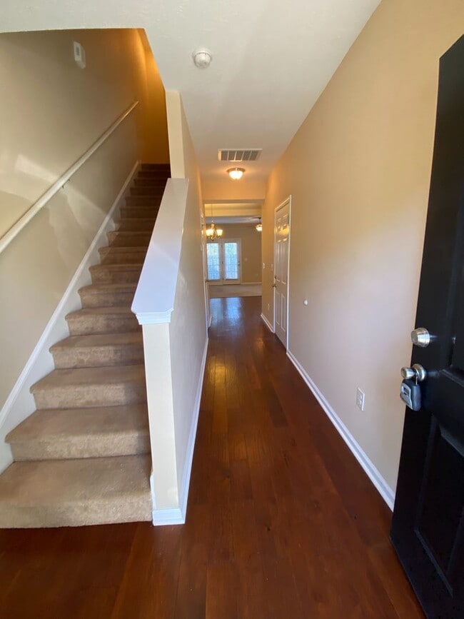 Photo - 2071 Reserve Ln