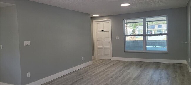 Photo - 1405 Castleworks Ln