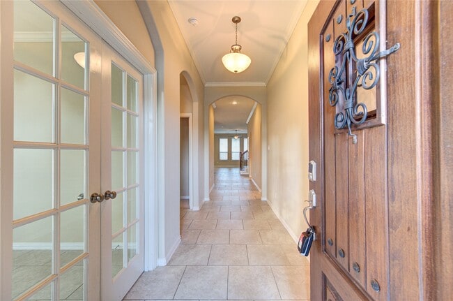 Photo - 6519 Point Hollow Ln