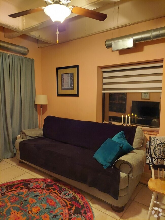 Building Photo - 2940 Baltimore Ave Unit 1207 Rental