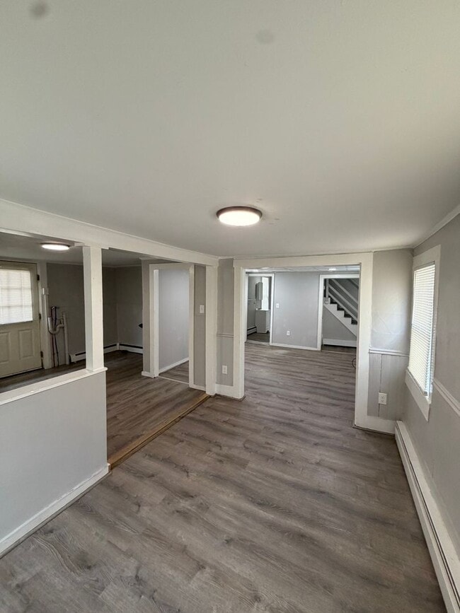 Photo - 04 Stewart Unit 1