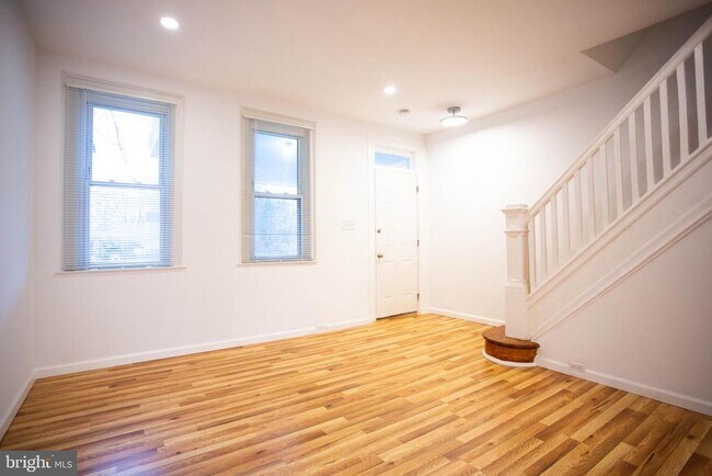 Photo - 3702 Hayward Ave