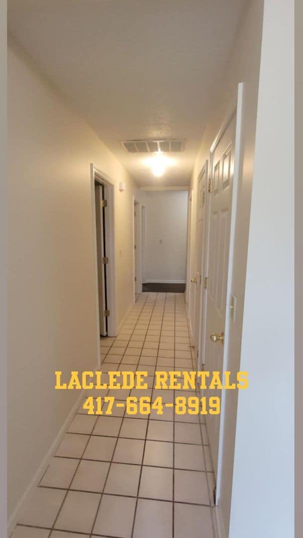 Photo - 2 BED 2 BATH DUPLEX FOR RENT