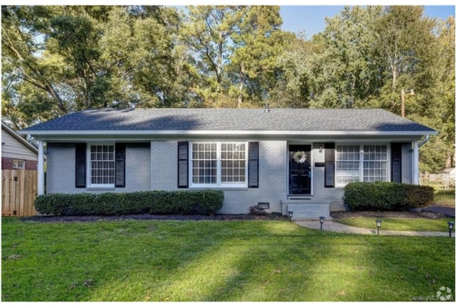 Building Photo - 1737 Archdale Dr Rental