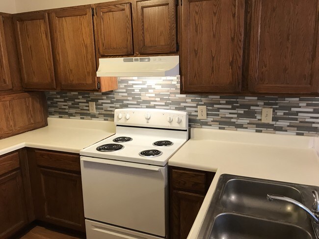 Photo - 2630 Hitchcock Dr