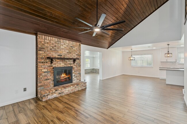 Photo - 470 Brian Cir