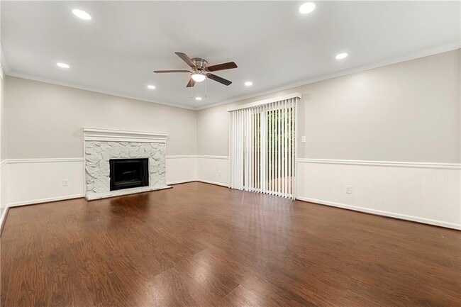 Photo - 1386 Heritage Glen Dr