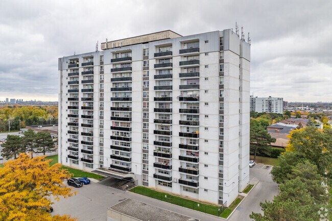 Photo - 2600 Jane St