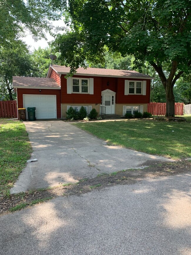 Building Photo - 809 Pettit Ct Rental