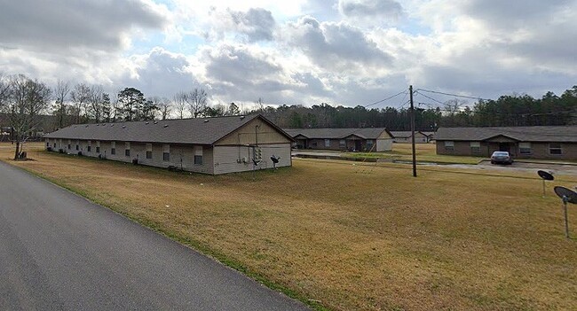 Photo - 306 Powell Dr