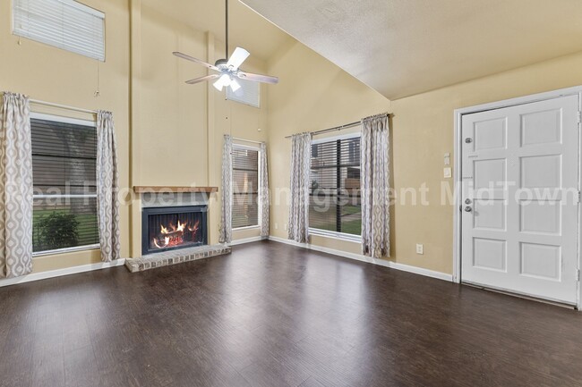 Building Photo - 5516 Boca Raton Blvd Unit 310,