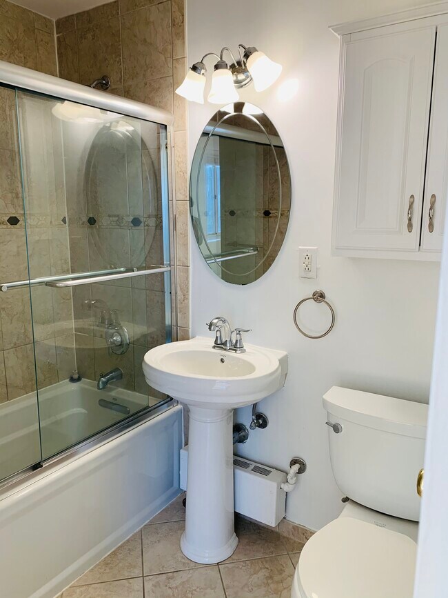 Photo - 4000 Tunlaw Rd NW Unit 312