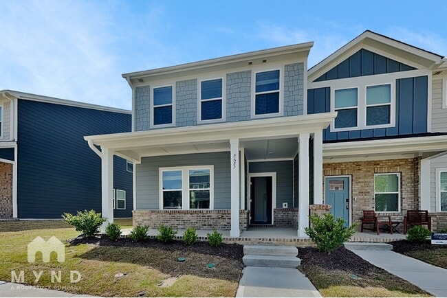 Building Photo - 723 Chandler Stone Dr