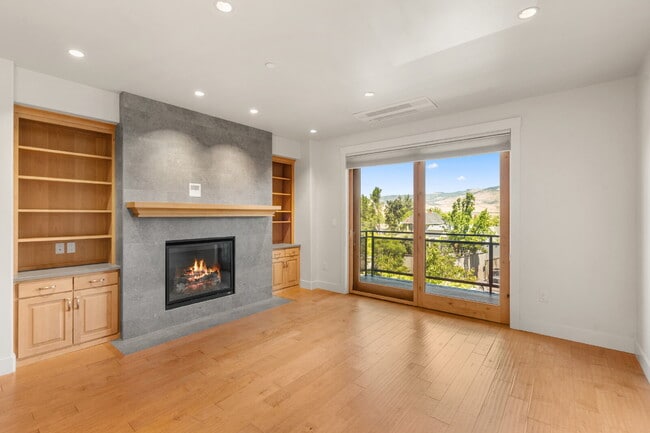 Photo - 175 Lithia Way Unit 201