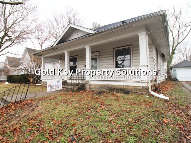 Building Photo - Updated 3 BR 1 BA House with Covered Porch and Central Air (SECTION 8 APPROVED)