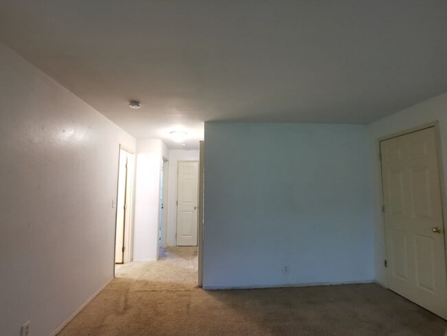 Photo - 9011 236th St SW Unidad D