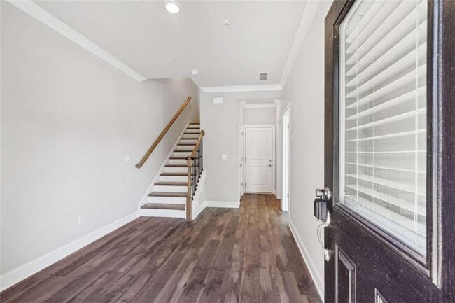 Photo - 514 Hampton Xing