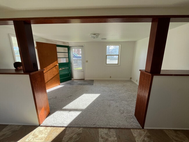 Photo - 1166 S Sheridan Ave Unit B