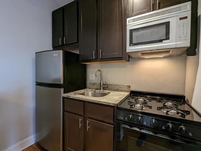 Photo - 4610 N Paulina St Unit 4614-311