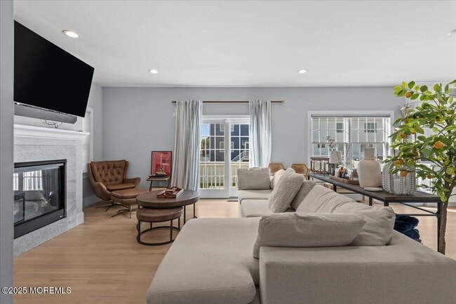 Photo - 1613 Ocean Ave